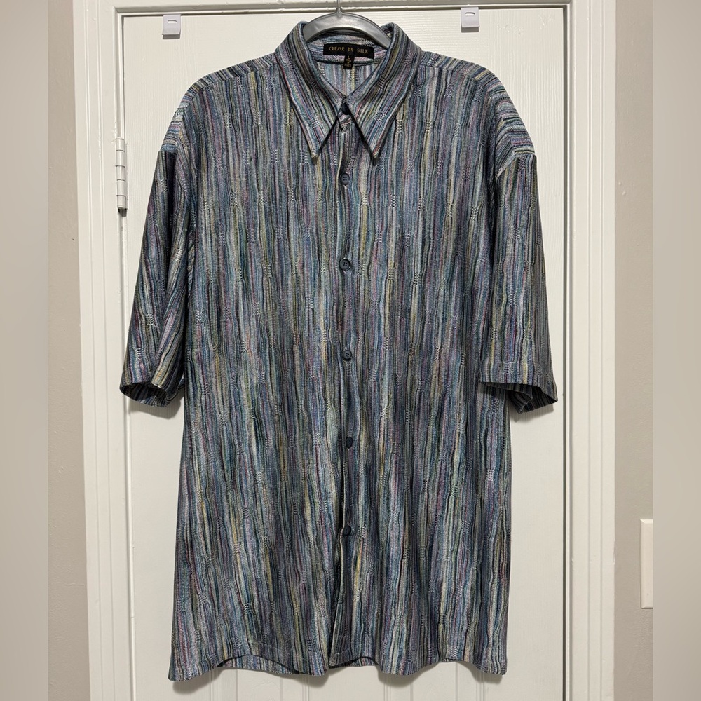 Vintage retro Men’s Creme De Silk button down. Size L.
